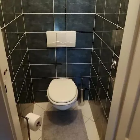 2 Bedrooms Close Vysehrad - Congress Centrum Apartman