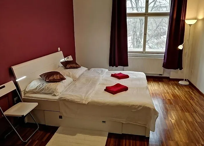 2 Bedrooms Close Vysehrad - Congress Centrum *
