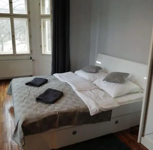 Daire 2 Bedrooms Close Vysehrad - Congress Centrum *