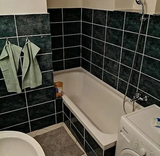 2 Bedrooms Close Vysehrad - Congress Centrum Daire *