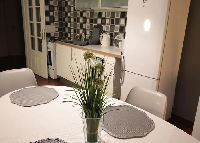 2 Bedrooms Close Vysehrad - Congress Centrum Prag