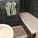 Διαμέρισμα 2 Bedrooms Close Vysehrad - Congress Centrum