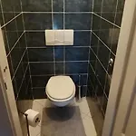 2 Bedrooms Close Vysehrad - Congress Centrum Διαμέρισμα